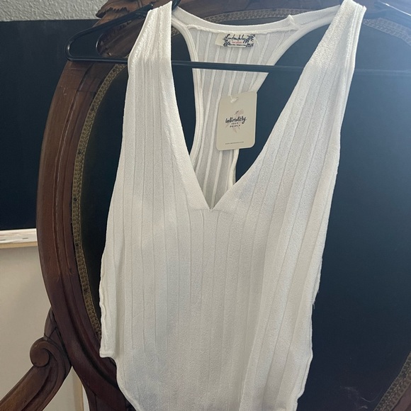 Free People V neck ribbed white bodysuit - Picture 2 of 5